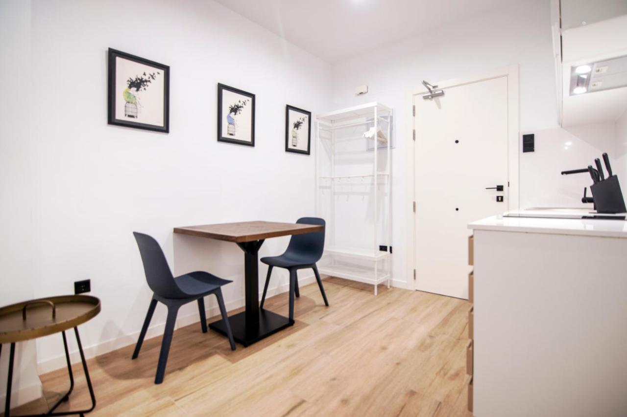 Vlc Host- Eixarchs Apartment Valencia Exterior photo