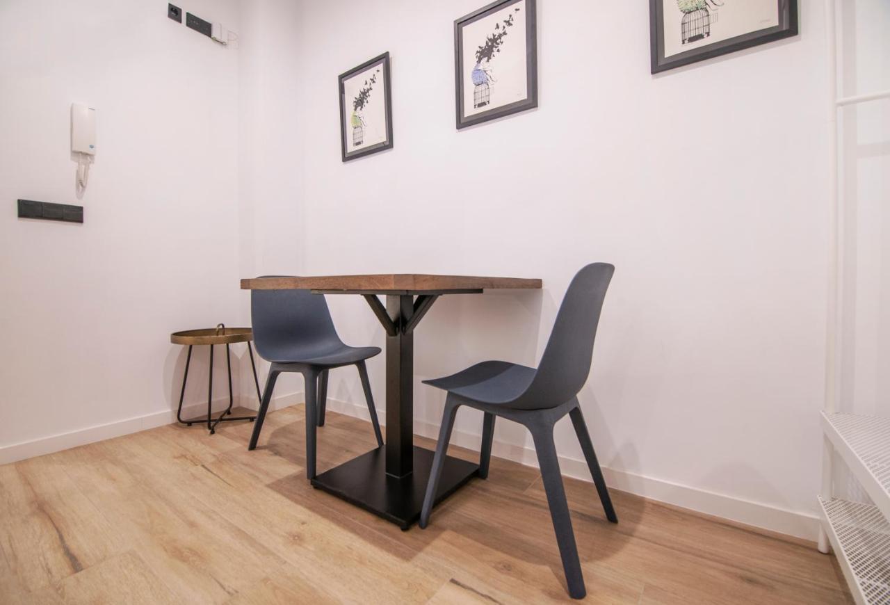 Vlc Host- Eixarchs Apartment Valencia Exterior photo
