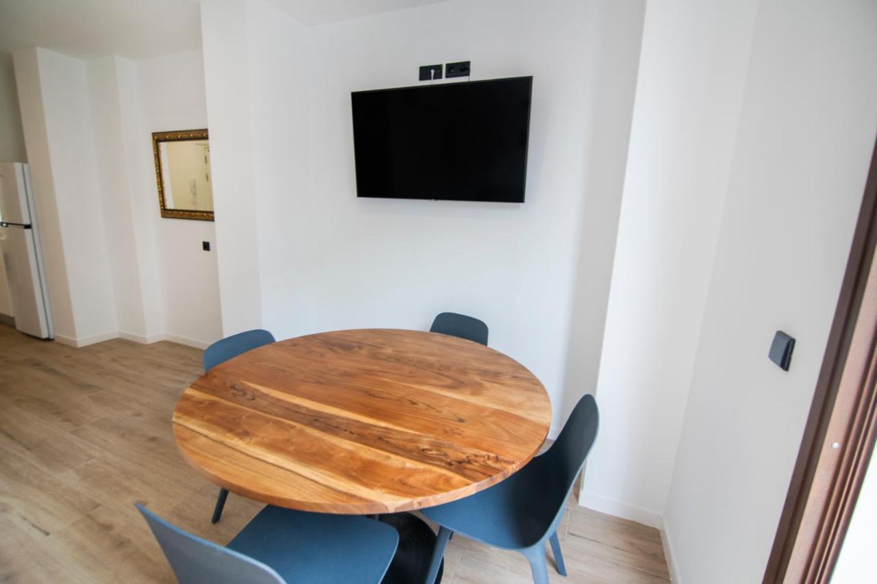 Vlc Host- Eixarchs Apartment Valencia Exterior photo
