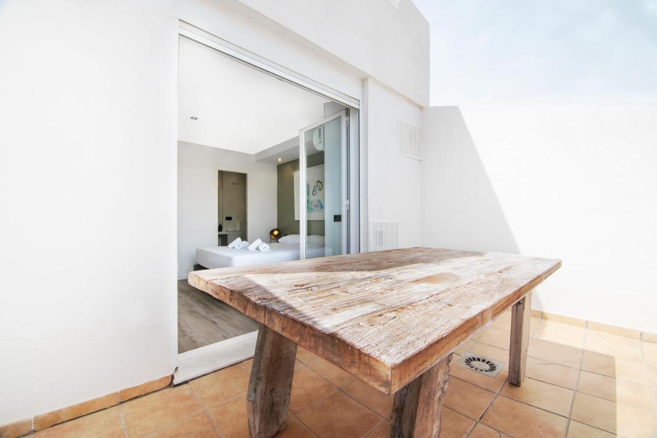 Vlc Host- Eixarchs Apartment Valencia Exterior photo